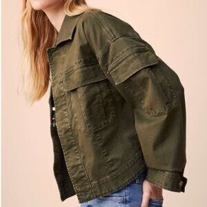 Lou & Grey Cotton Blend Lightweight Cropped Utility Shirt Jacket